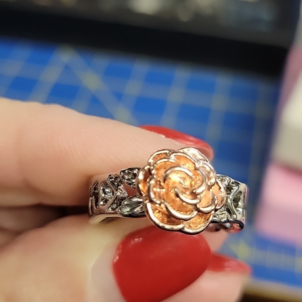 Rose Gold Flower Silver Tone Ring